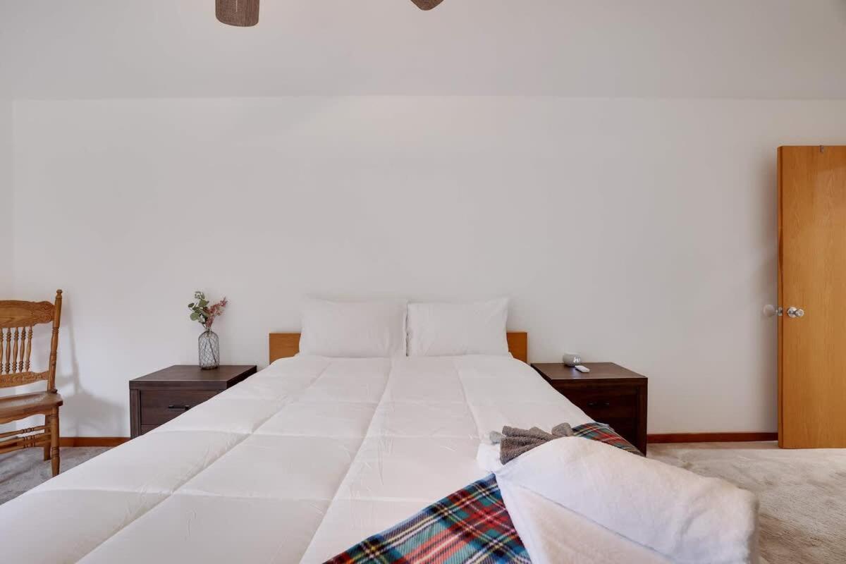 Relax In Blakeslee - Spacious 5Br Home With Bbq エクステリア 写真