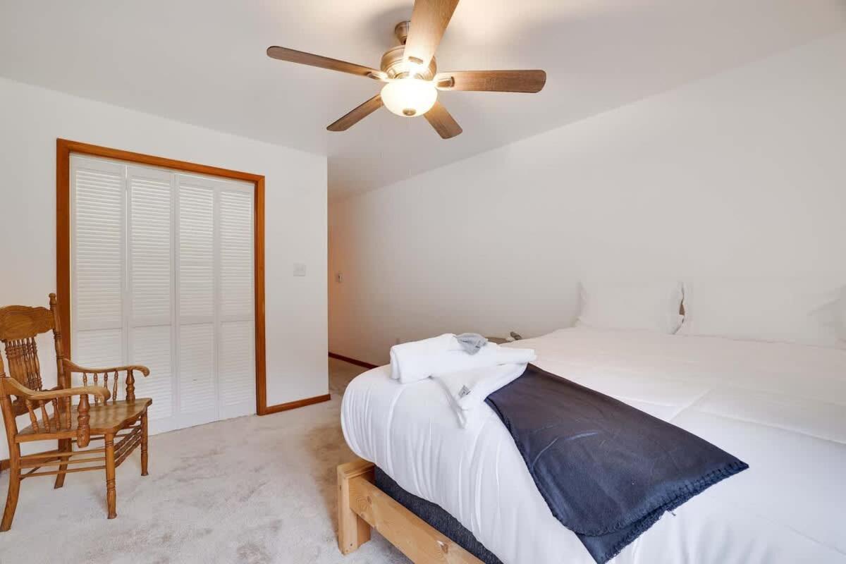 Relax In Blakeslee - Spacious 5Br Home With Bbq エクステリア 写真